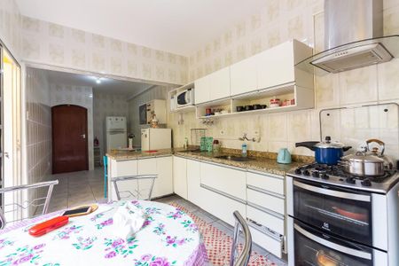 Casa à venda com 120m², 3 quartos e 2 vagas Casa à venda com 120m², 3 quartos e 2 vagasCozinha