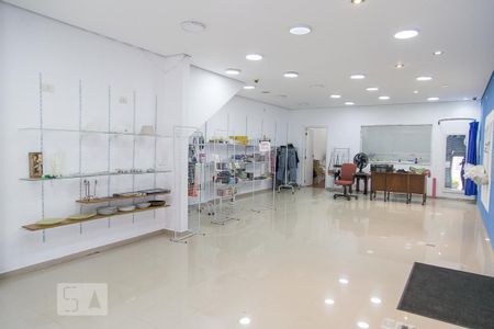 Casa para alugar com 300m², 3 quartos e 4 vagas