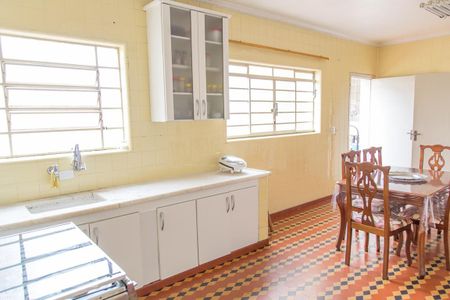 Casa para alugar com 300m², 3 quartos e 4 vagas Casa para alugar com 300m², 3 quartos e 4 vagasCozinha