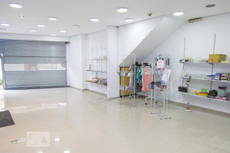 Casa para alugar com 300m², 3 quartos e 4 vagas Casa para alugar com 300m², 3 quartos e 4 vagasGaragem