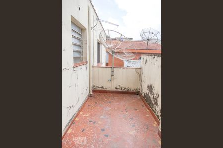 Casa para alugar com 300m², 3 quartos e 4 vagas Casa para alugar com 300m², 3 quartos e 4 vagasQuintal do Quarto 2