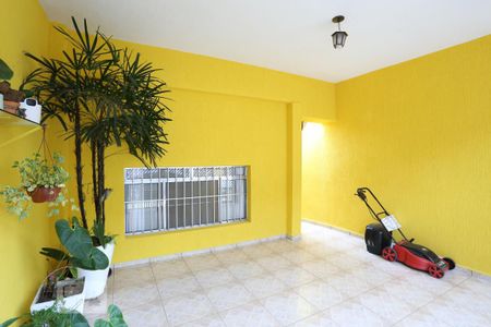 Casa à venda com 139m², 2 quartos e 2 vagasGaragem