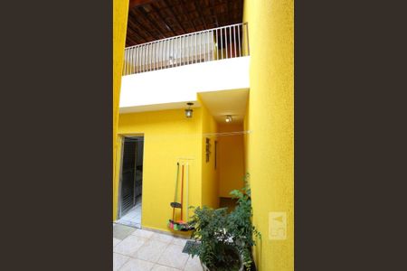 Casa à venda com 139m², 2 quartos e 2 vagasCorredor