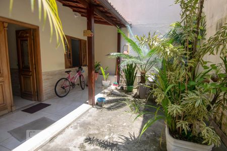 Casa à venda com 453m², 5 quartos e sem vaga Casa à venda com 453m², 5 quartos e sem vagaÁrea Externa