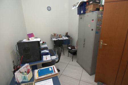 Casa à venda com 453m², 5 quartos e sem vaga Casa à venda com 453m², 5 quartos e sem vagaEscritório