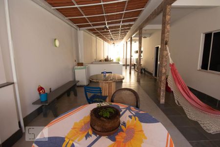 Casa à venda com 453m², 5 quartos e sem vaga Casa à venda com 453m², 5 quartos e sem vagaÁrea Gourmet