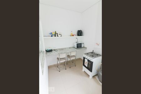 Studio para alugar com 20m², 1 quarto e sem vaga Studio para alugar com 20m², 1 quarto e sem vagaCozinha Kitnet