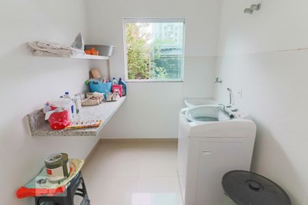 Studio para alugar com 20m², 1 quarto e sem vaga Studio para alugar com 20m², 1 quarto e sem vagaLavanderia Kitnet