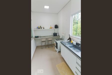 Studio para alugar com 20m², 1 quarto e sem vaga Studio para alugar com 20m², 1 quarto e sem vagaCozinha Kitnet
