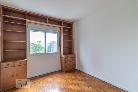 Quarto de apartamento à venda com 1 quarto, 37m² em Pinheiros, São Paulo