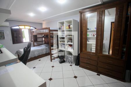 Casa à venda com 300m², 3 quartos e 3 vagasQuarto 2