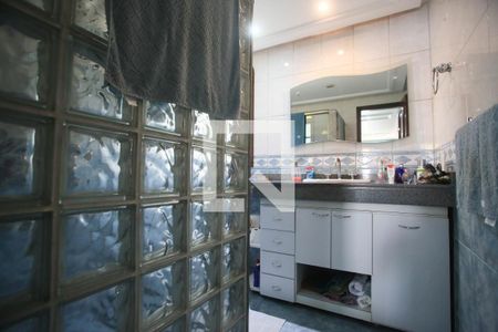 Casa à venda com 300m², 3 quartos e 3 vagasBanheiro da Suíte