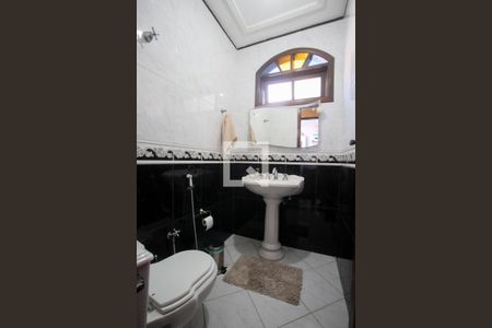 Casa à venda com 300m², 3 quartos e 3 vagasLavabo