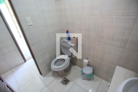 Casa à venda com 300m², 3 quartos e 3 vagasBanheiro da Sauna