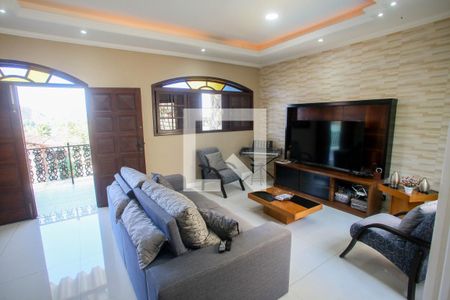 Sala de casa à venda com 3 quartos, 300m² em Pechincha, Rio de Janeiro