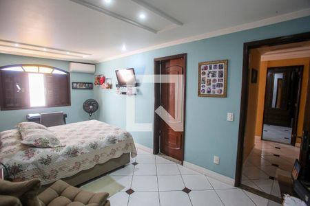 Casa à venda com 300m², 3 quartos e 3 vagasQuarto Suíte