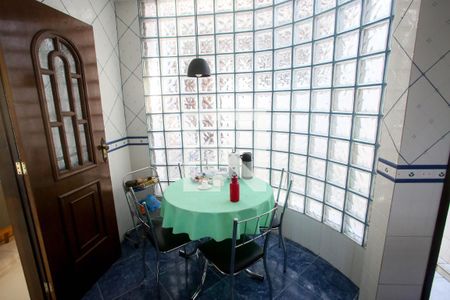 Casa à venda com 300m², 3 quartos e 3 vagasCozinha