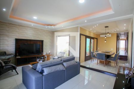 Sala de casa à venda com 3 quartos, 300m² em Pechincha, Rio de Janeiro