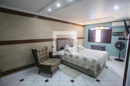 Casa à venda com 300m², 3 quartos e 3 vagasQuarto Suíte