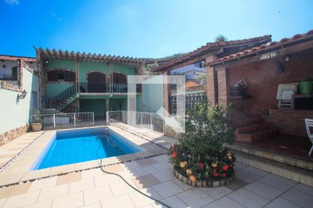 Casa à venda com 300m², 3 quartos e 3 vagasQuintal