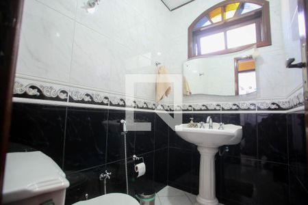 Casa à venda com 300m², 3 quartos e 3 vagasLavabo