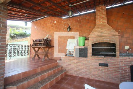 Casa à venda com 300m², 3 quartos e 3 vagasChurrasqueira