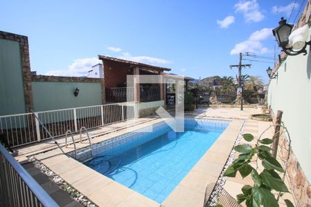 Casa à venda com 300m², 3 quartos e 3 vagasPiscina