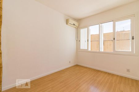 Dormitório de kitnet/studio à venda com 1 quarto, 38m² em Menino Deus, Porto Alegre