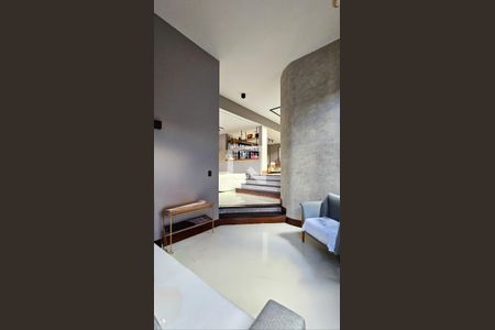 Casa à venda com 450m², 4 quartos e 4 vagas Casa à venda com 450m², 4 quartos e 4 vagasLareira