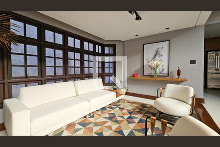 Casa à venda com 450m², 4 quartos e 4 vagas Casa à venda com 450m², 4 quartos e 4 vagasSala de estar