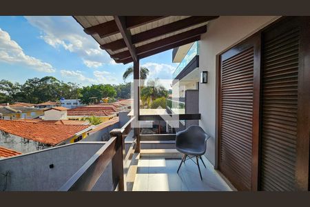 Casa à venda com 450m², 4 quartos e 4 vagas Casa à venda com 450m², 4 quartos e 4 vagasVaranda da suite