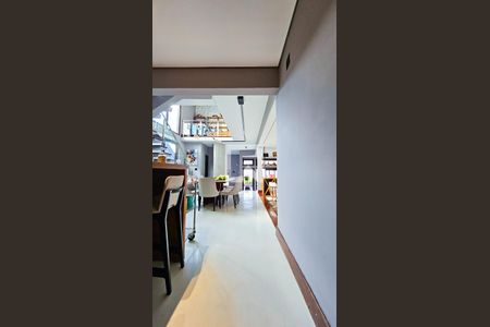 Casa à venda com 450m², 4 quartos e 4 vagas Casa à venda com 450m², 4 quartos e 4 vagasCozinha