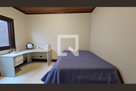 Casa à venda com 450m², 4 quartos e 4 vagas Casa à venda com 450m², 4 quartos e 4 vagasQuarto 2