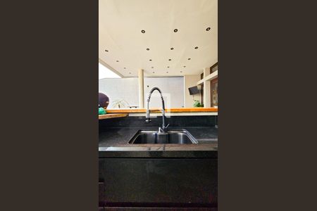 Casa à venda com 450m², 4 quartos e 4 vagas Casa à venda com 450m², 4 quartos e 4 vagasChurrasqueira