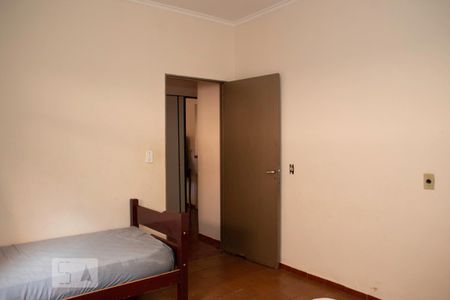 Casa para alugar com 300m², 4 quartos e 10 vagas Casa para alugar com 300m², 4 quartos e 10 vagasQuarto