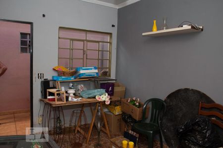 Casa para alugar com 300m², 4 quartos e 10 vagas Casa para alugar com 300m², 4 quartos e 10 vagasQuarto