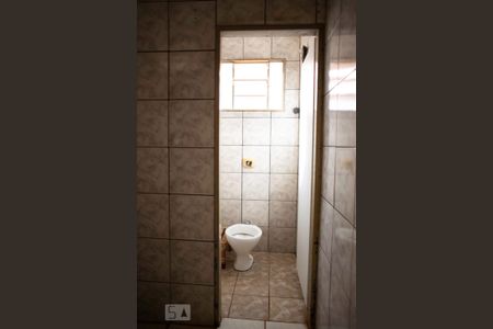 Casa para alugar com 300m², 4 quartos e 10 vagas Casa para alugar com 300m², 4 quartos e 10 vagasBanheiro