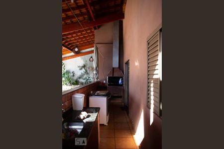 Área de Serviço de casa para alugar com 4 quartos, 300m² em Vila Monte Alegre, Ribeirão Preto