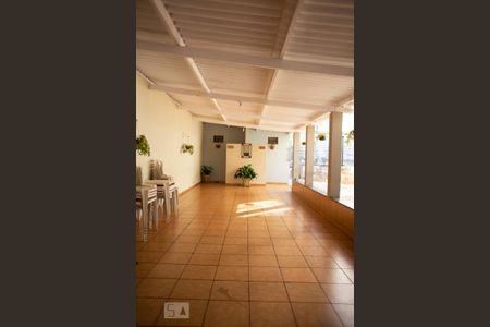 Casa para alugar com 300m², 4 quartos e 10 vagas Casa para alugar com 300m², 4 quartos e 10 vagasÁrea Externa