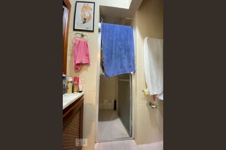 Apartamento à venda com 117m², 3 quartos e sem vagaBanheiro