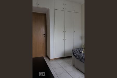Apartamento à venda com 120m², 4 quartos e 2 vagasQuarto 1