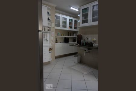 Apartamento à venda com 120m², 4 quartos e 2 vagasCozinha