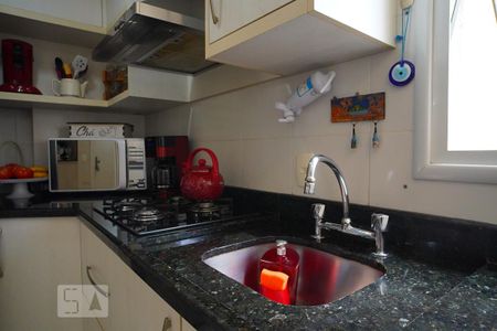 Apartamento à venda com 78m², 2 quartos e 2 vagasCozinha