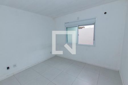 Quarto 1 de casa à venda com 8 quartos, 200m² em Niterói, Canoas