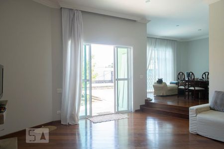 Casa à venda com 500m², 5 quartos e 4 vagassala