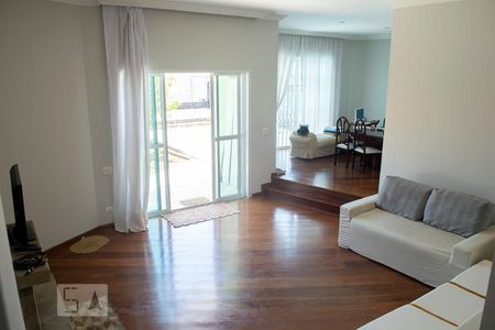 Casa à venda com 500m², 5 quartos e 4 vagassala