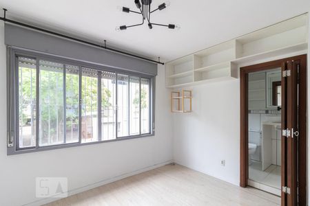 Sala/Quarto de apartamento à venda com 1 quarto, 28m² em Menino Deus, Porto Alegre
