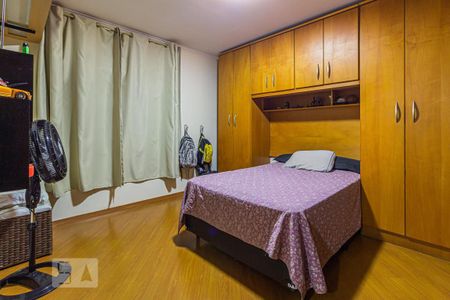Casa à venda com 220m², 4 quartos e 3 vagasQuarto 2