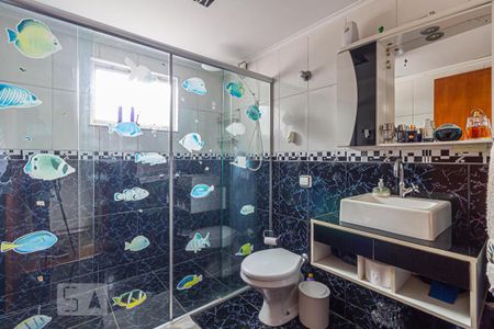 Casa à venda com 220m², 4 quartos e 3 vagasBanheiro 