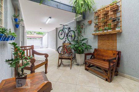 Casa à venda com 220m², 4 quartos e 3 vagasQuintal